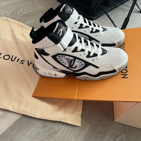 Louis Vuitton trainer 2 size 10.5 - Picture 1 of 7